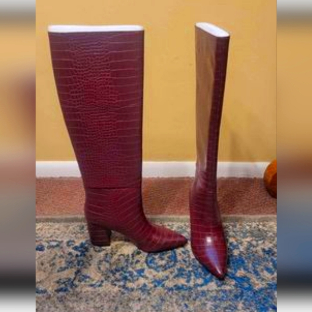 Never worn Steve Madden Box Burgundy Croc knee high boots for sizes 6.5 or 7